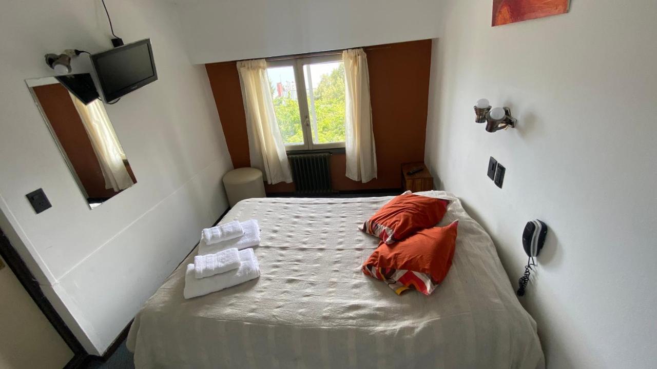 Hospedaje Los Alpes Сан Карлос де Барилоче Екстериор снимка
